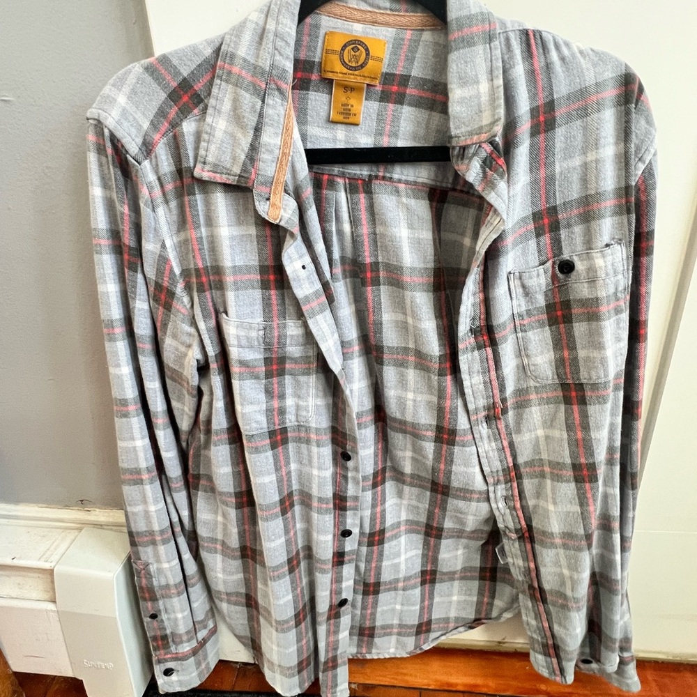 American Eagle Outfitters Gray and Red Plaid Shirt